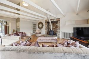 Photo 15- click for photo gallery